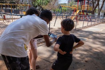 Como garantir o uso seguro de telas por crianças e adolescentes: o novo guia do Governo Federal