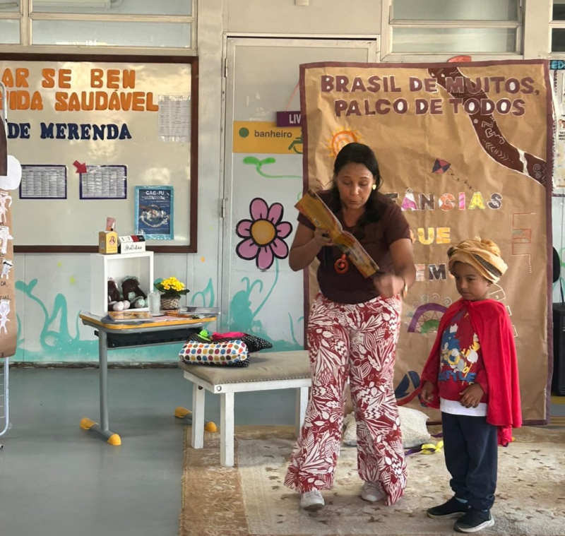 No mês da Primeira Infância, as crianças do EDI Alyrio Cavallieri foram protagonistas de uma experiência que celebrou a diversidade, a cultura, a identidade e a beleza de ser quem somos.
