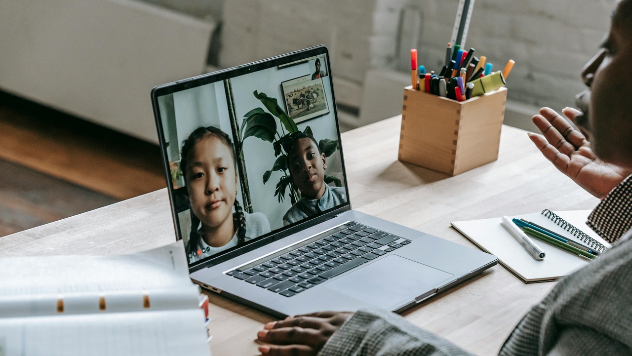 Educação Midiática na construção de identidades 